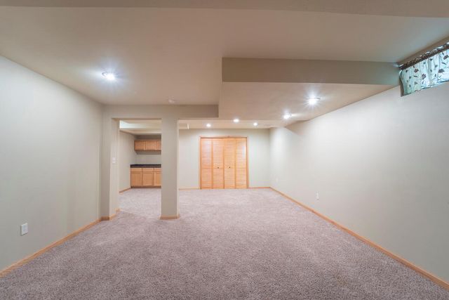 6547 Parkway CIRCLE, Mount Pleasant, WI 53406