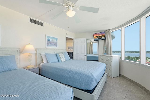 2625 S Atlantic Ave Apt 18NW, Daytona Beach, FL 32118