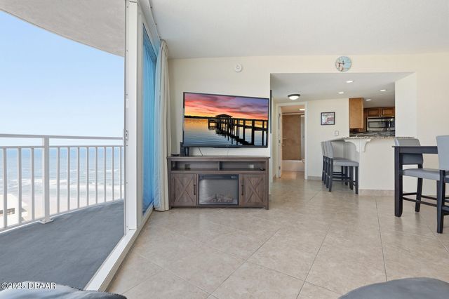 2625 S Atlantic Ave Apt 18NW, Daytona Beach, FL 32118