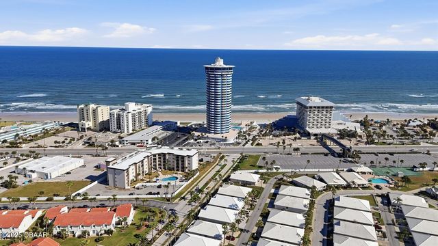 2625 S Atlantic Ave Apt 18NW, Daytona Beach, FL 32118
