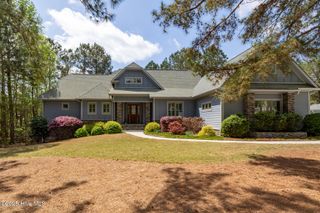 115 Ellens Point, West End, NC 27376
