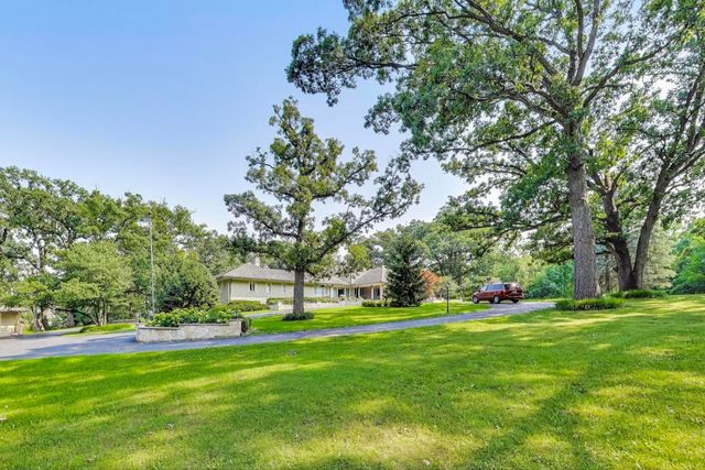 6500 Shady Lane, Burr Ridge, IL 60527