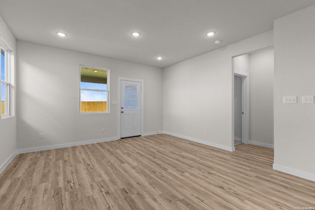 5530 Franklin Hills, Von Ormy, TX 78073