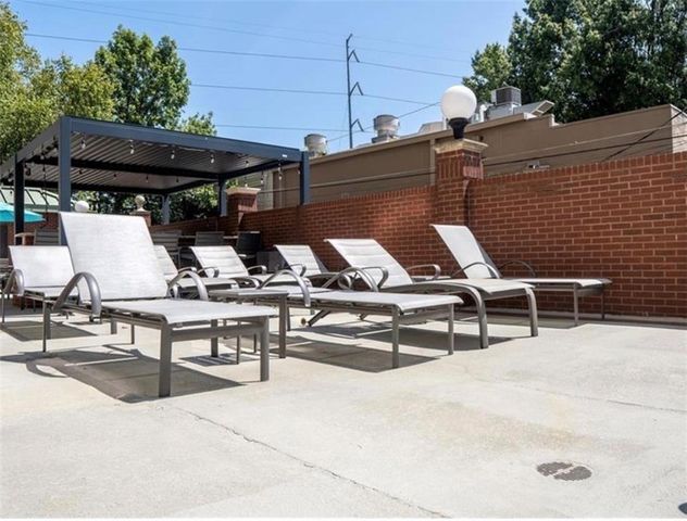 3820 Roswell NE Road 408, Atlanta, GA 30342