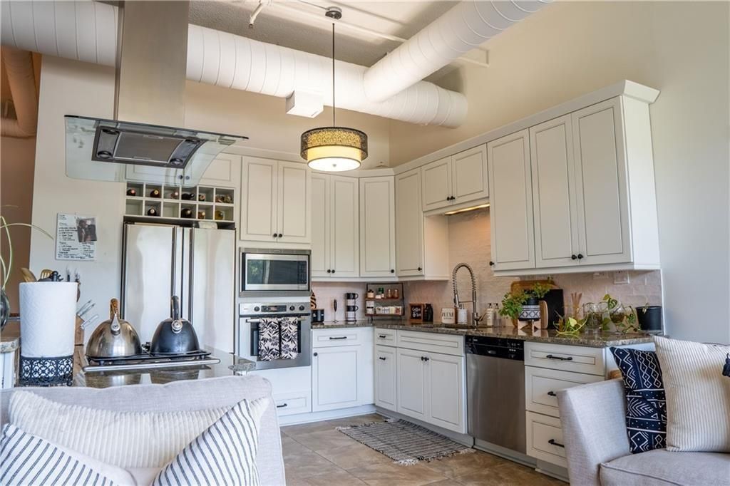 3820 Roswell NE Road 408, Atlanta, GA 30342