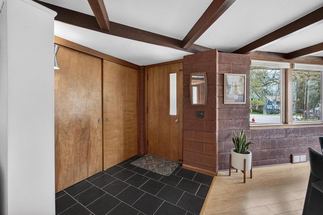 25 Shepard Terrace, Madison, WI 53705