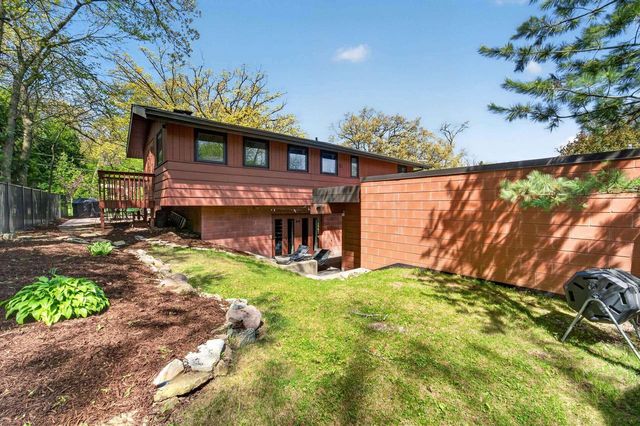 25 Shepard Terrace, Madison, WI 53705