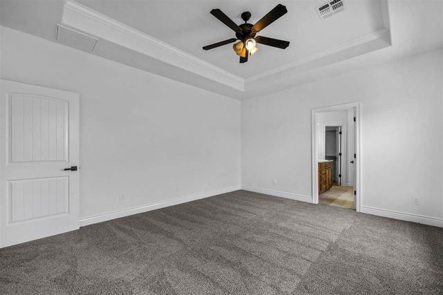 33 SW Bradford Ln, Lawton, OK 73505