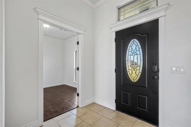 33 SW Bradford Ln, Lawton, OK 73505