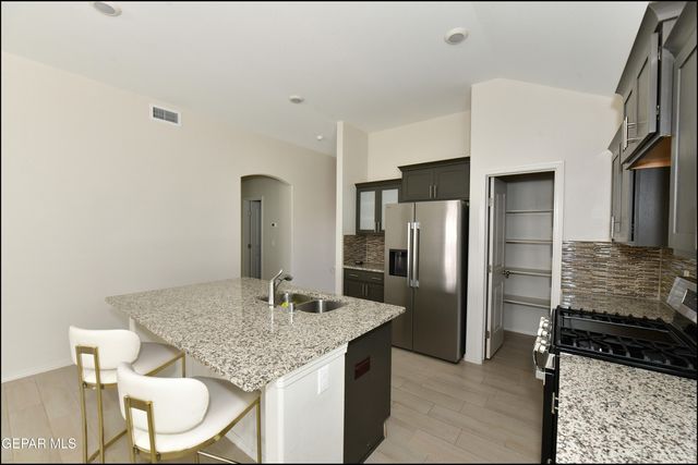 15165 COMPOSITION Avenue, El Paso, TX 79938