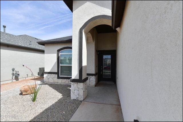 15165 COMPOSITION Avenue, El Paso, TX 79938