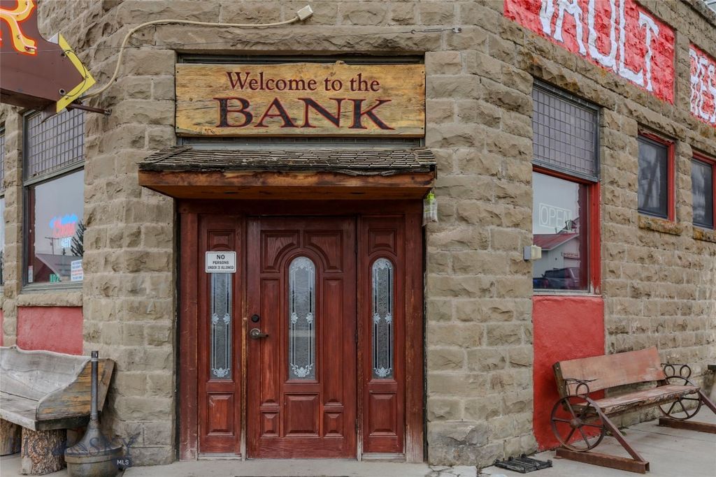 102 Elliot S, Wilsall, MT 59086 photo 2