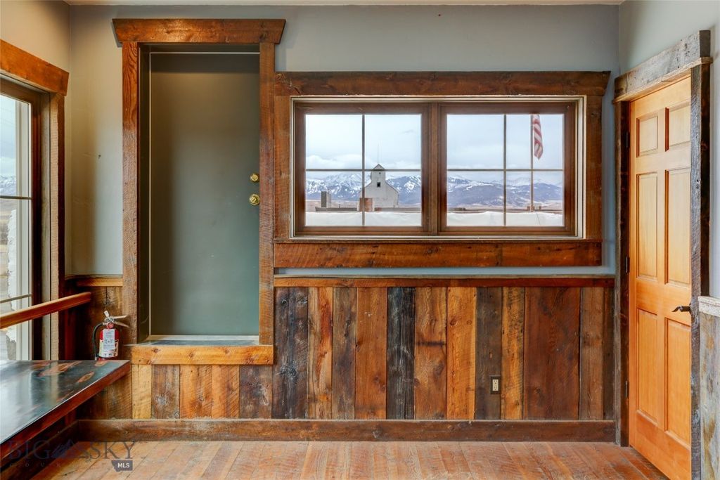 102 Elliot S, Wilsall, MT 59086 photo 29