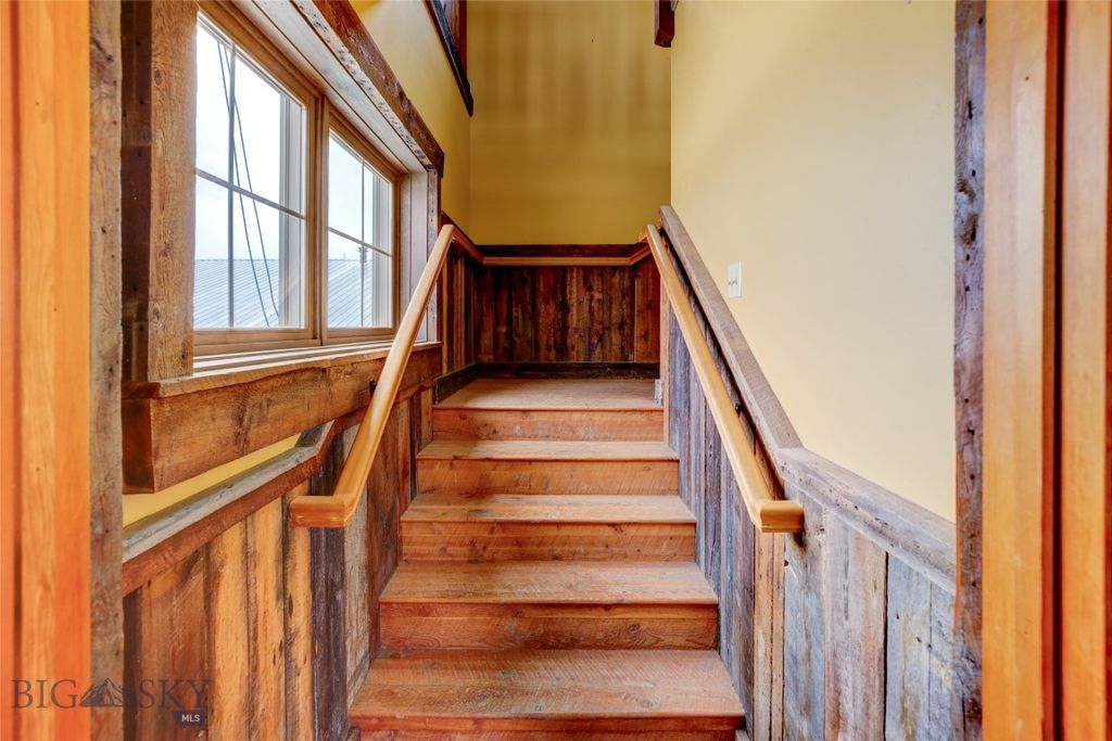 102 Elliot S, Wilsall, MT 59086 photo 32