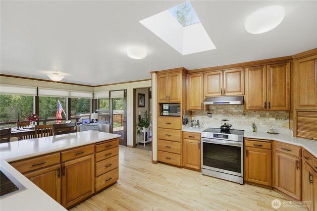 14608 Ap Tubbs Road E, Buckley, WA 98321