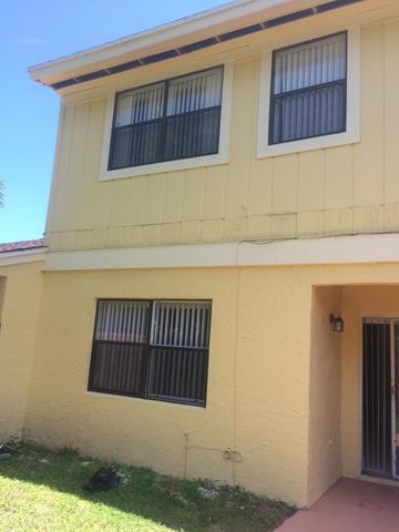 5337 Jog Lane, Delray Beach, FL 33484