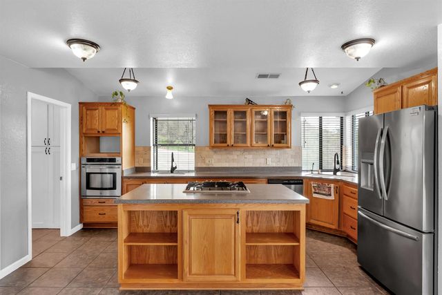 6371 Galena Dr, El Dorado, CA 95623