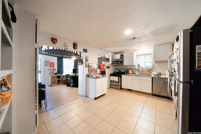 971 Chalmers Ave, San Antonio, TX 78211