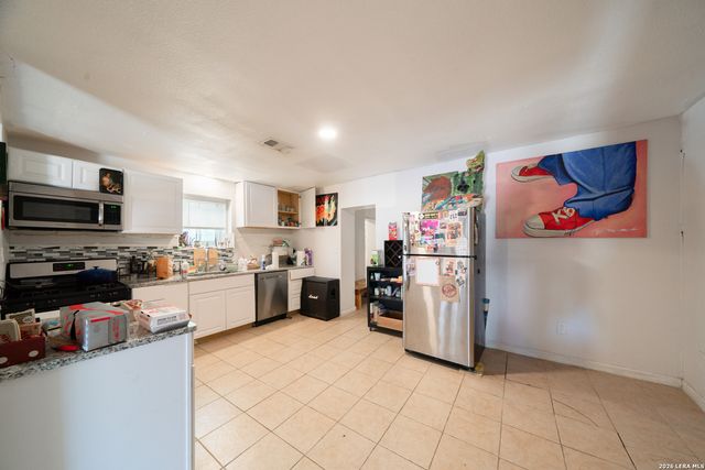971 Chalmers Ave, San Antonio, TX 78211