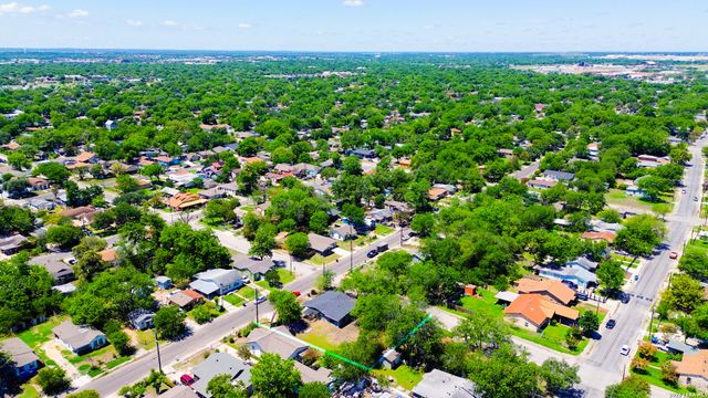 971 Chalmers Ave, San Antonio, TX 78211