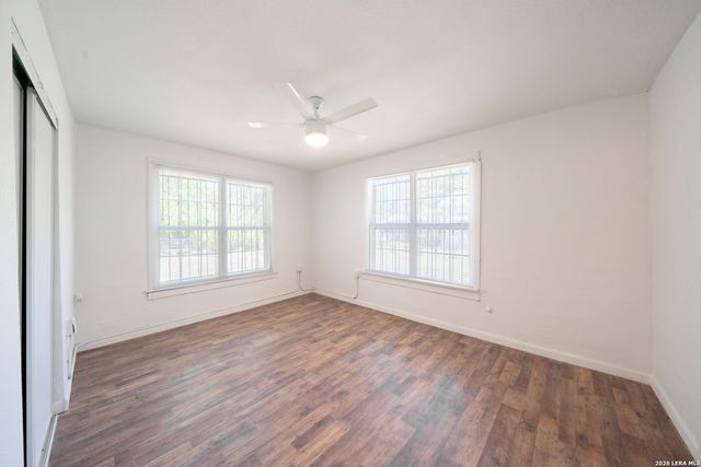 971 Chalmers Ave, San Antonio, TX 78211