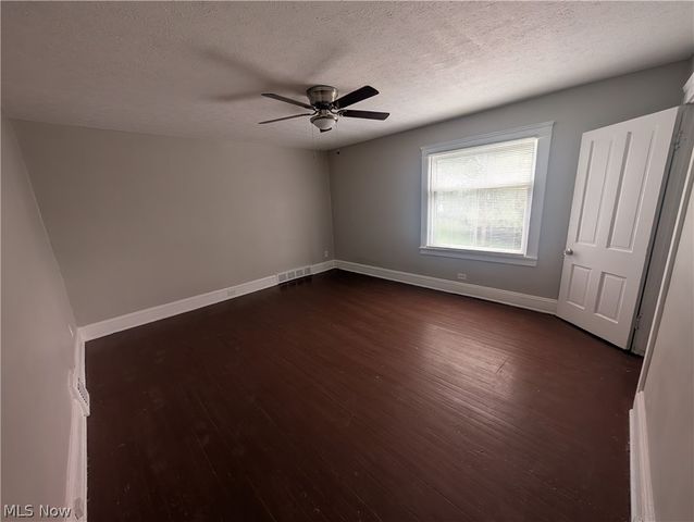 7515 Ottawa Road, Cleveland, OH 44105