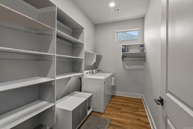 1121 Essex Drive, Benton, AR 72019