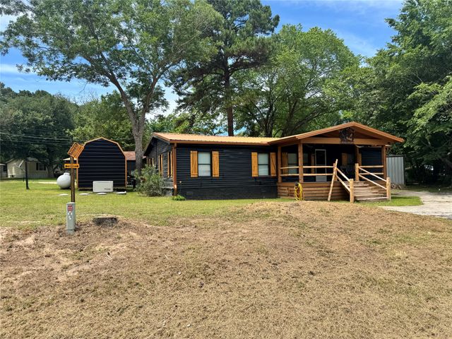 20414 Hillside Drive, Chandler, TX 75758