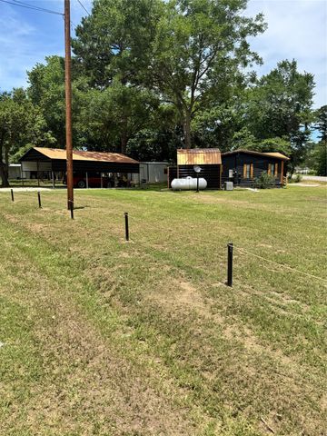 20414 Hillside Drive, Chandler, TX 75758