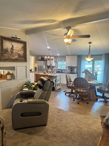 20414 Hillside Drive, Chandler, TX 75758