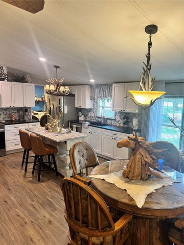 20414 Hillside Drive, Chandler, TX 75758