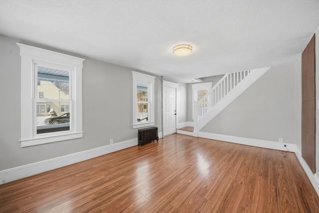 87 Fenwick Street, Springfield, MA 01109