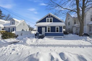 87 Fenwick Street, Springfield, MA 01109