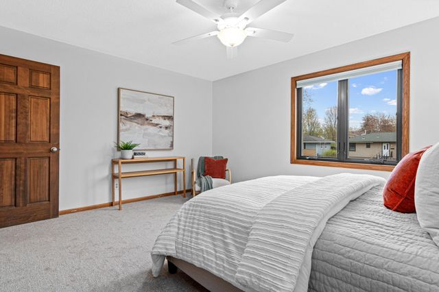 4359 Chowen Avenue N, Robbinsdale, MN 55422