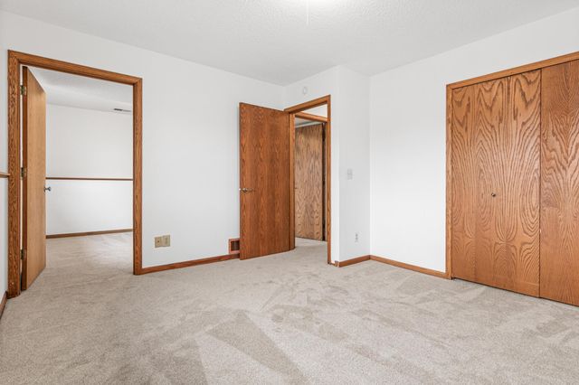 4359 Chowen Avenue N, Robbinsdale, MN 55422