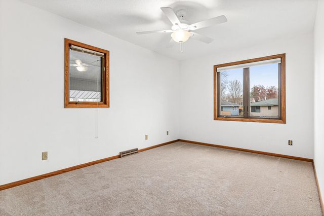 4359 Chowen Avenue N, Robbinsdale, MN 55422