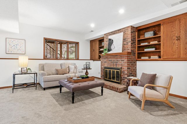 4359 Chowen Avenue N, Robbinsdale, MN 55422