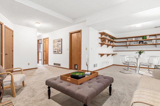 4359 Chowen Avenue N, Robbinsdale, MN 55422