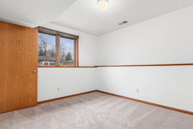 4359 Chowen Avenue N, Robbinsdale, MN 55422