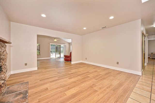 9077 Westeria Way, Orangevale, CA 95662