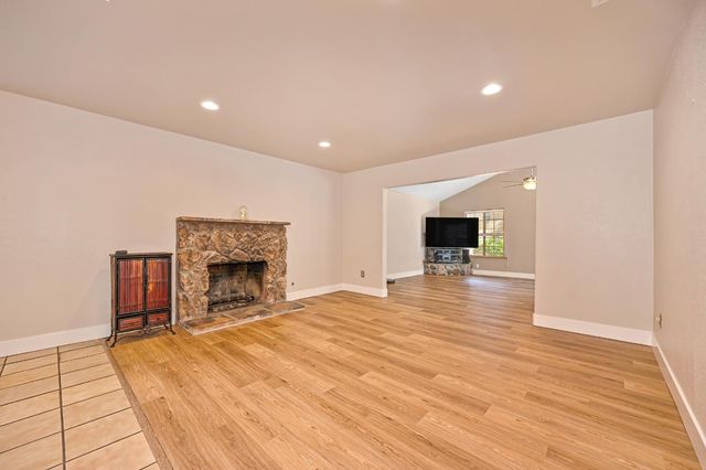 9077 Westeria Way, Orangevale, CA 95662