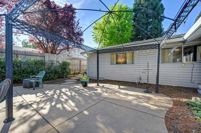 9077 Westeria Way, Orangevale, CA 95662