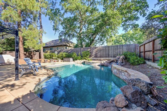 9077 Westeria Way, Orangevale, CA 95662