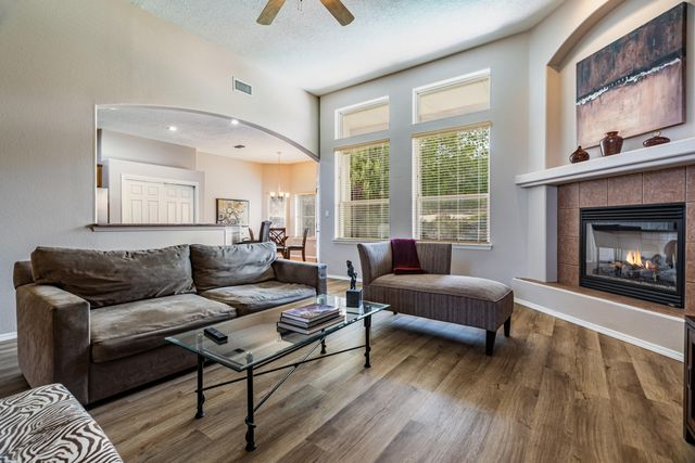 2301 Arroyo Falls Street NW, Albuquerque, NM 87120