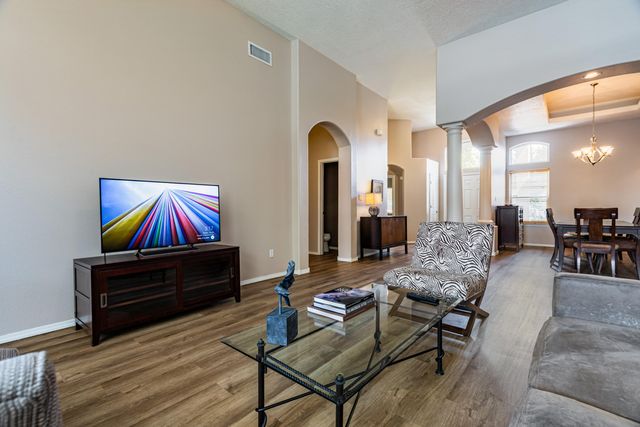 2301 Arroyo Falls Street NW, Albuquerque, NM 87120