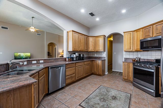2301 Arroyo Falls Street NW, Albuquerque, NM 87120