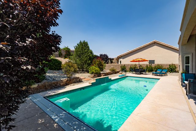 2301 Arroyo Falls Street NW, Albuquerque, NM 87120