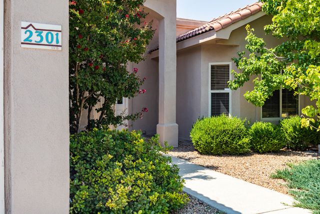 2301 Arroyo Falls Street NW, Albuquerque, NM 87120