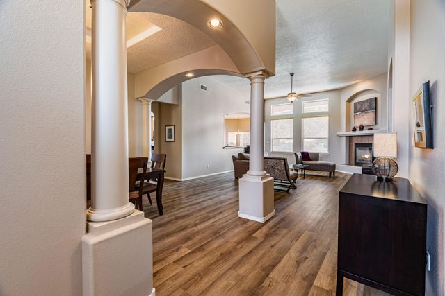 2301 Arroyo Falls Street NW, Albuquerque, NM 87120