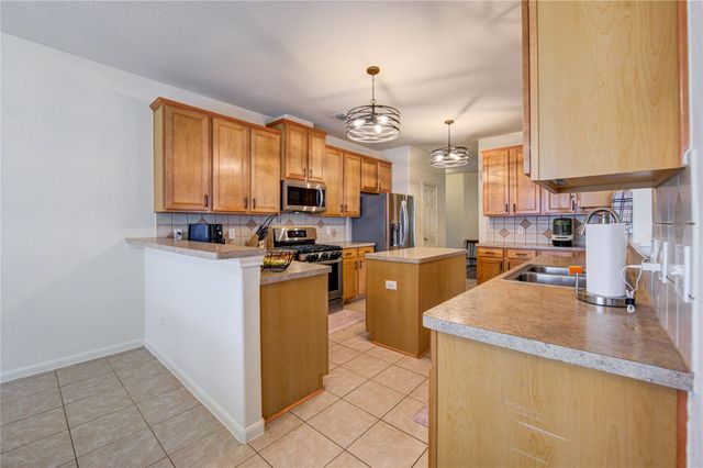 7803 Summer Night Lane, Rosenberg, TX 77469